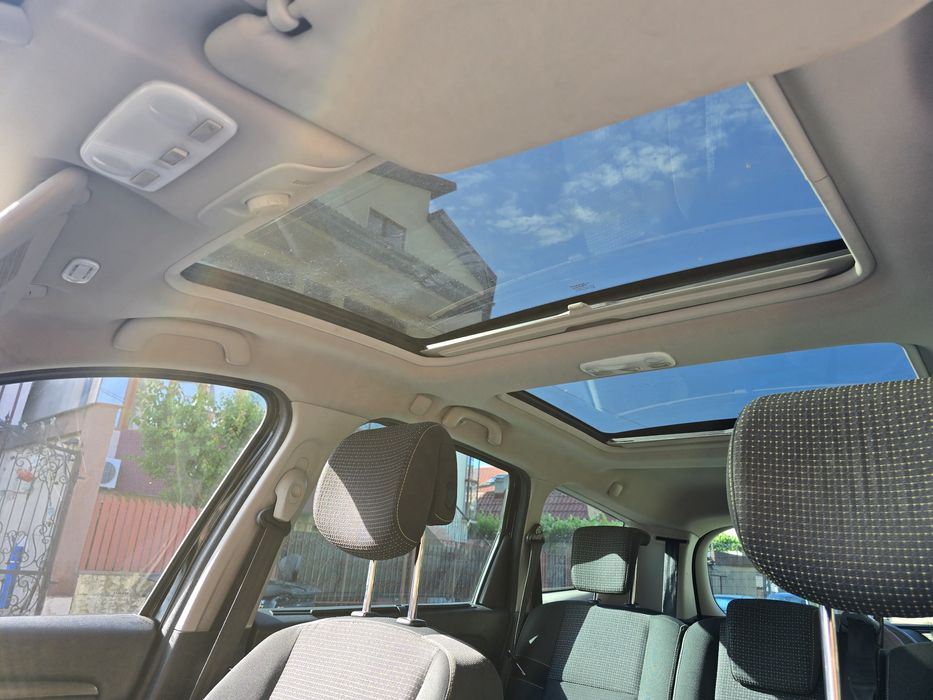 Renault Grand Scenic 2010 1.9 7 locuri