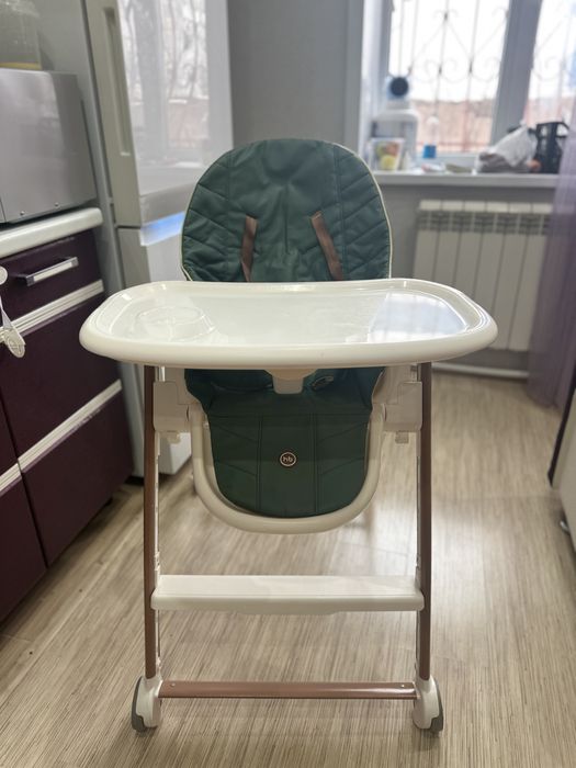 Детский стул от Happy Baby