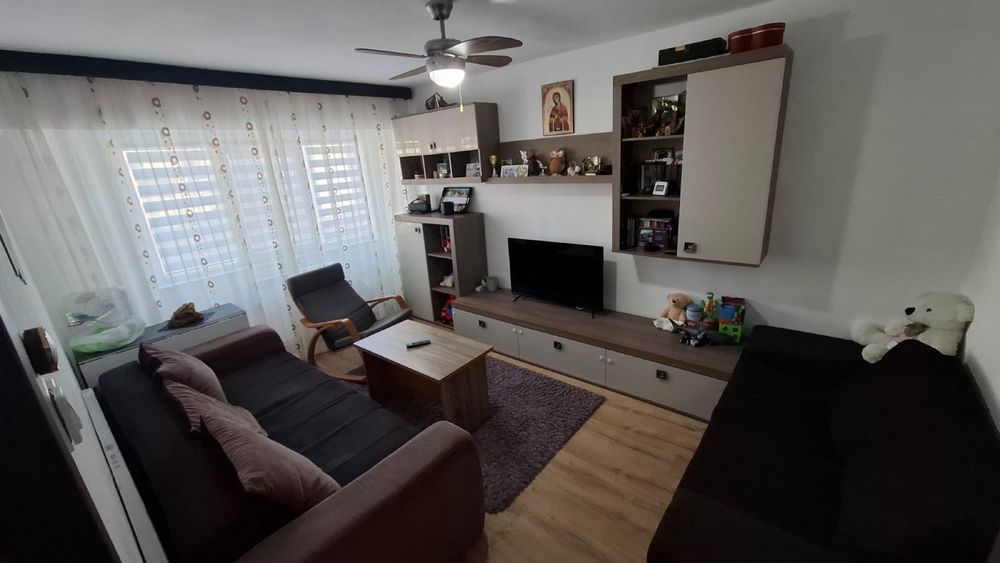 Apartament 3 cam