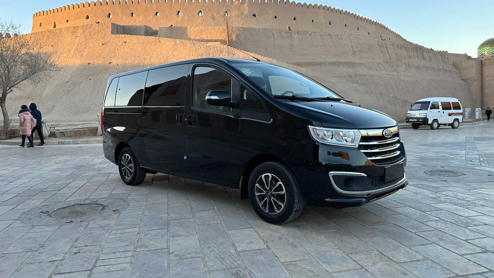 JAC M3 MINIVEN 2025yil garantia bilan xarid qiling