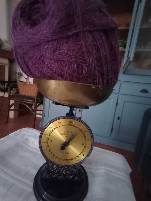 2 bobine fir tricotaj,amestec,mov inchis,total 475 grame