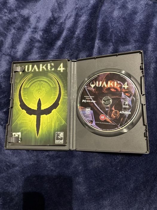 Joc Quake 4 Pc CD