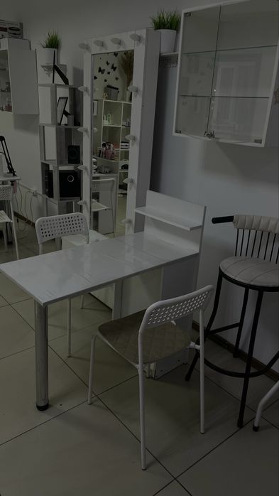 Место мастера маникюра