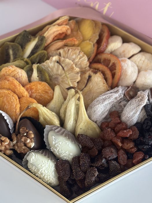 Подарочный набор из сухофруктов