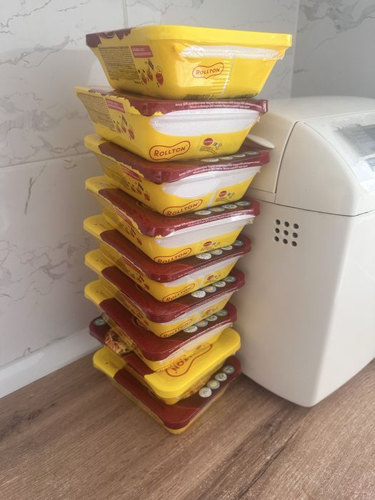 Ролтон лапша сатылады