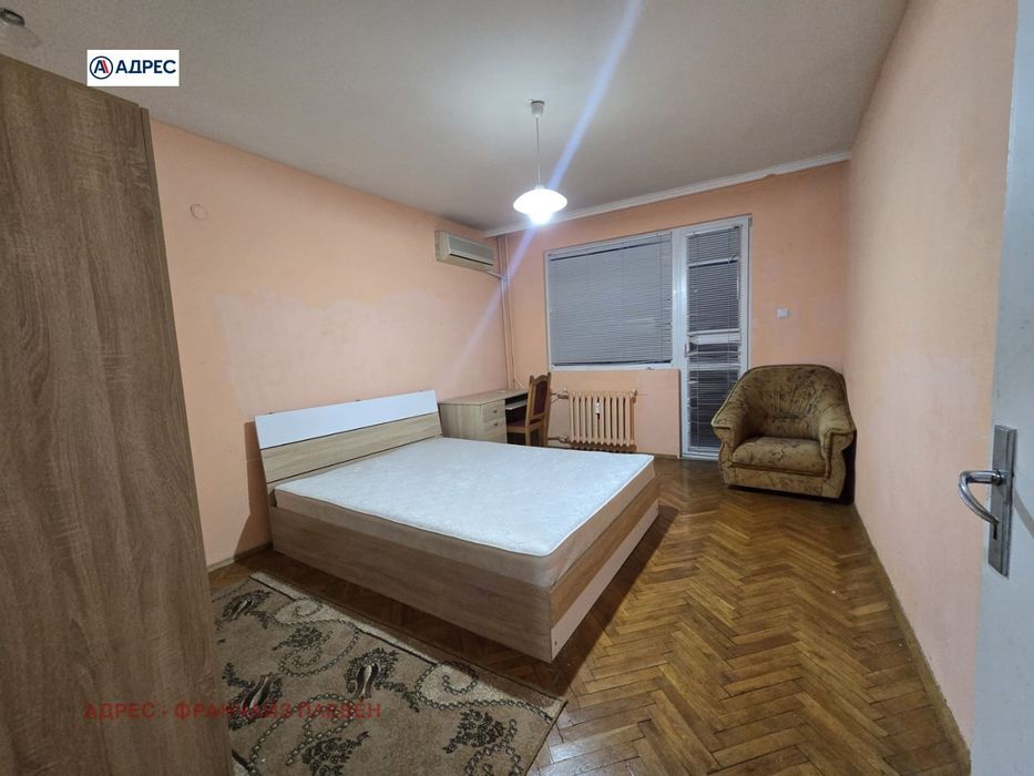 Продава се Тристаен апартамент в Плевен, Идеален център - 105 кв.м за 826 €/кв.м - Снимка #7
