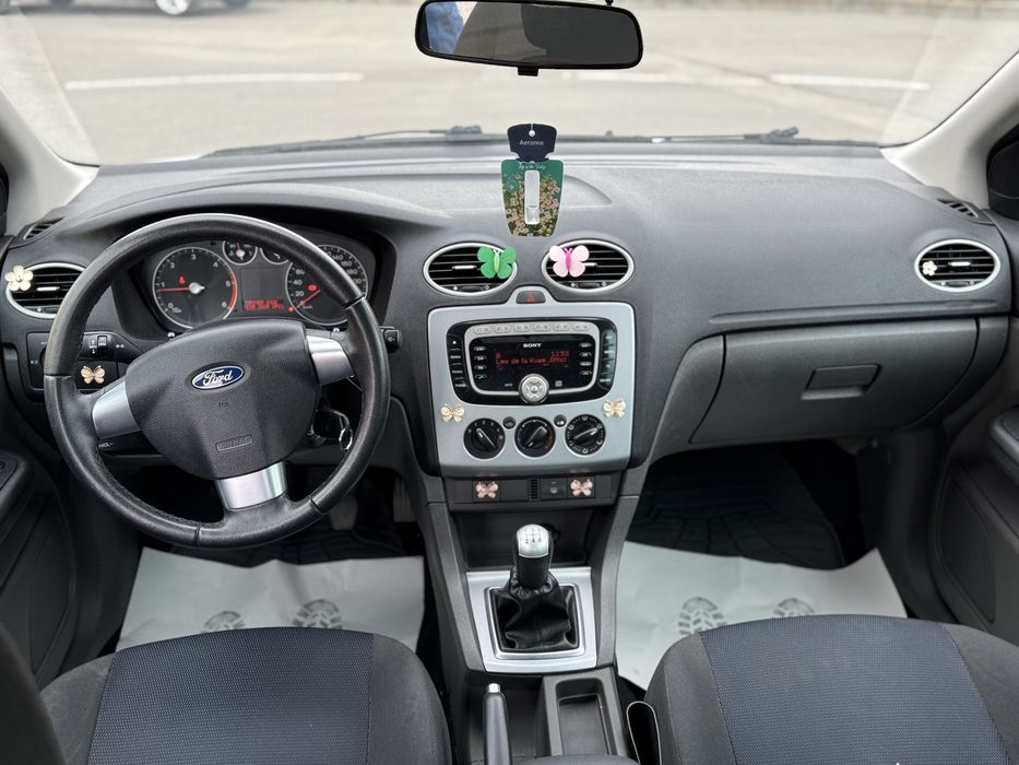Ford Focus 2 Hatchback