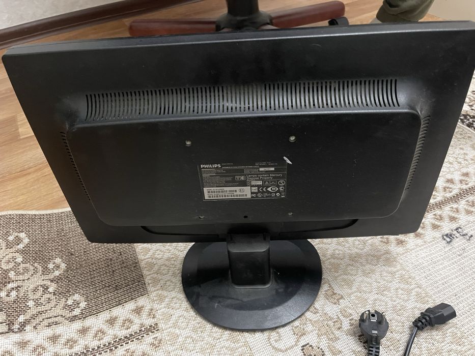 Офисный компьютер рабочий