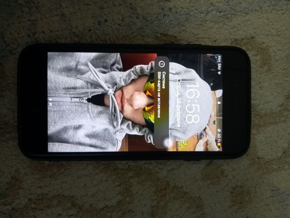 Айфон 7 срочно продам