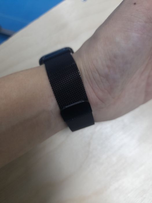 Продам часы 7 про