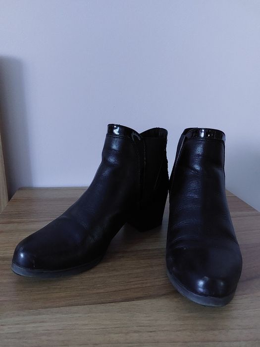 Черни боти "Caprice"