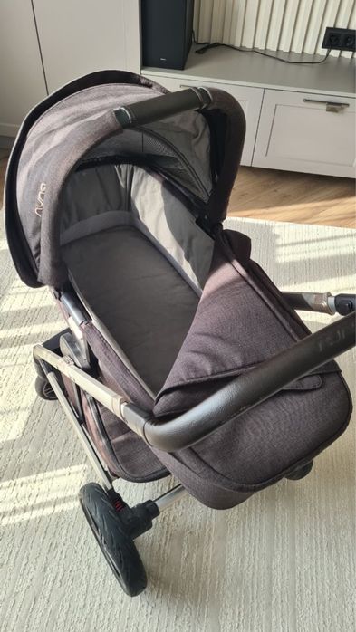 Коляска детская Nuna