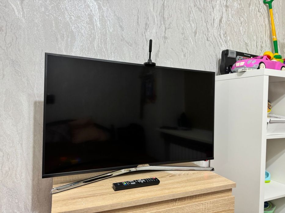 Продам смарт телевизор в отличном состоянии