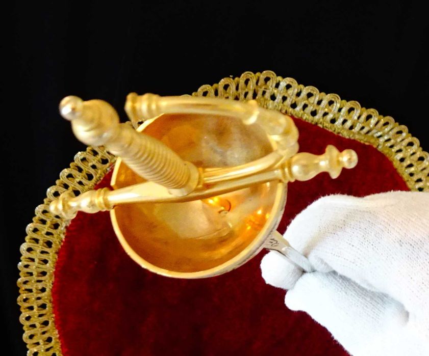 Toledo,нож за писма 28 см.,с позлата и кания.