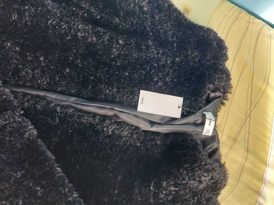 Елек  BENETON-35лв.