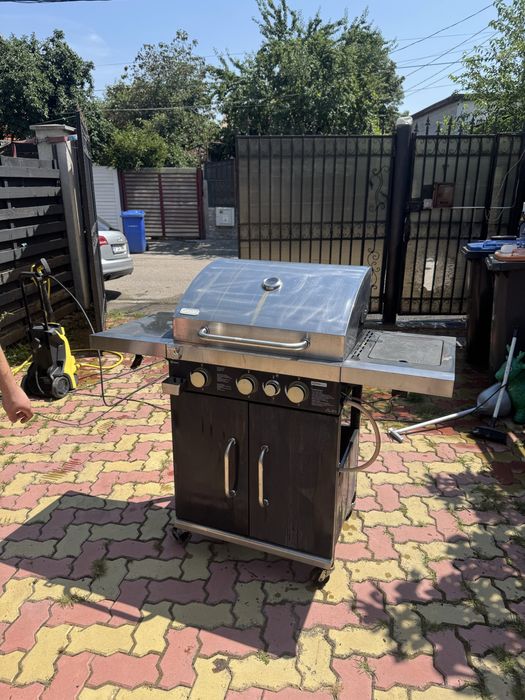 Gratar de gradina pe gaz