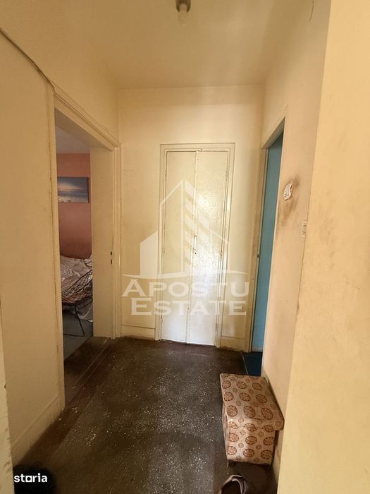 Apartament cu 2 camere de vanzare, zona Circumvalațiunii Timisoara