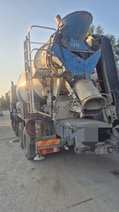 Mercedes Actros mp4
