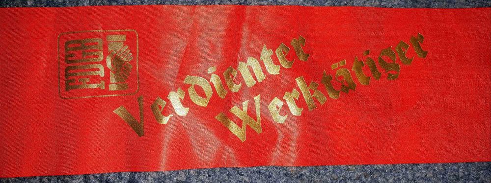 лента на почетен работник FDGB. ГДР