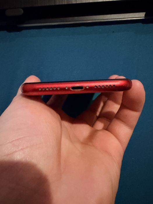 Iphone 11 cu cutie originala