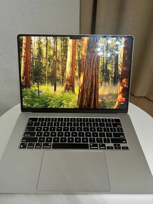 Apple MacBook Air 15" M2