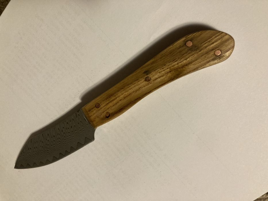 Нож от дамаска стомана 9.5см острие EDC бук