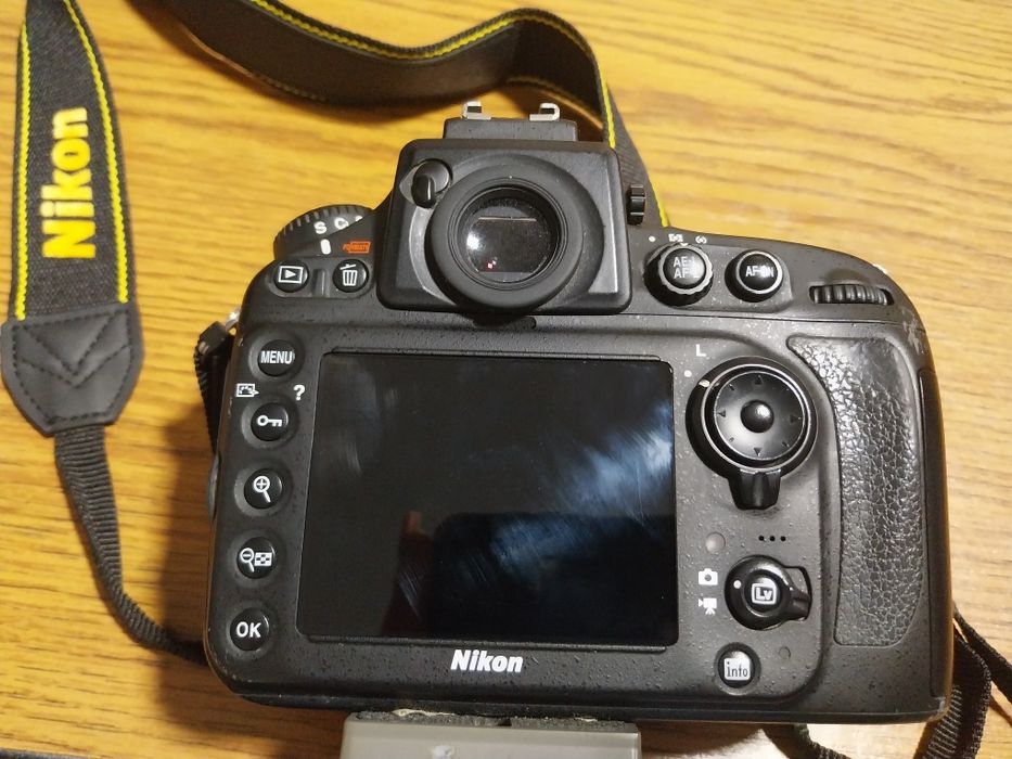Nikon D800 Digital SLR Camera Body