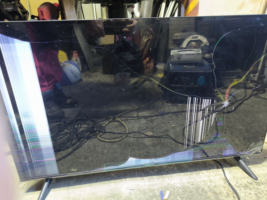 Tv vortex model V40FHD201V pentru piese