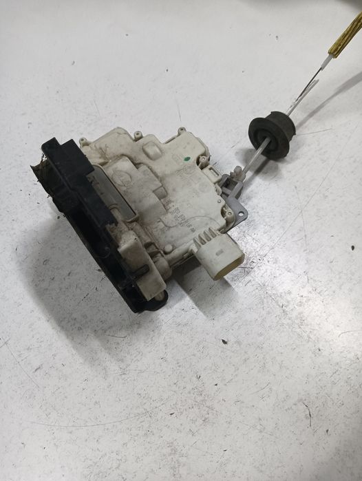 Broasca Usa Dreapta Spate Audi A4 Iii 8Ec, B7 2004 - 2008 8E0839016Aa