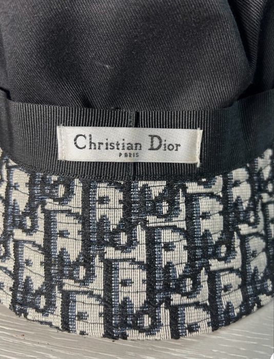 Dior оригинална дамска шапка, с Монограм, Нова