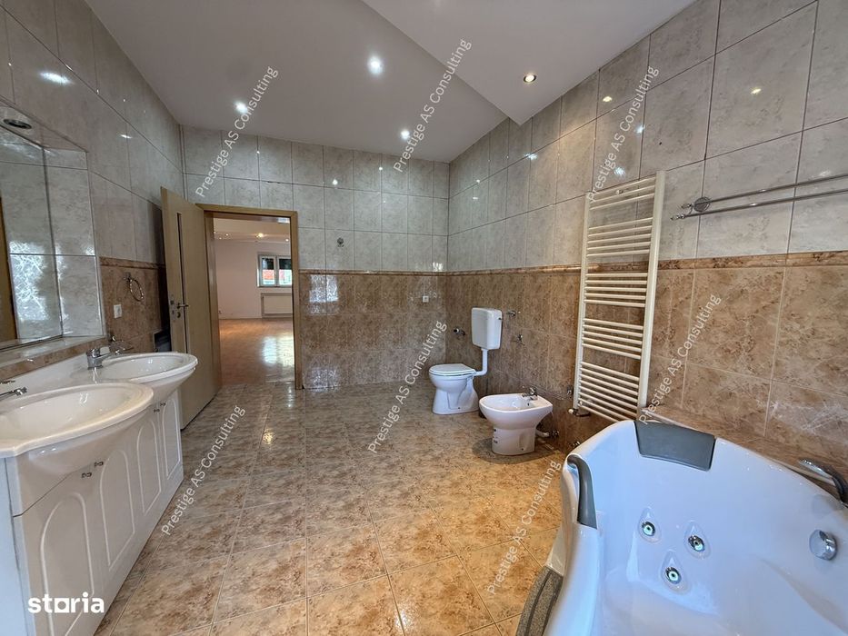 Proprietate versatila | 271 mp utili | renovata complet – Elisabetin,