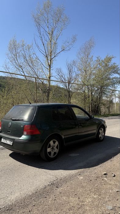 Volkswagen golf 4