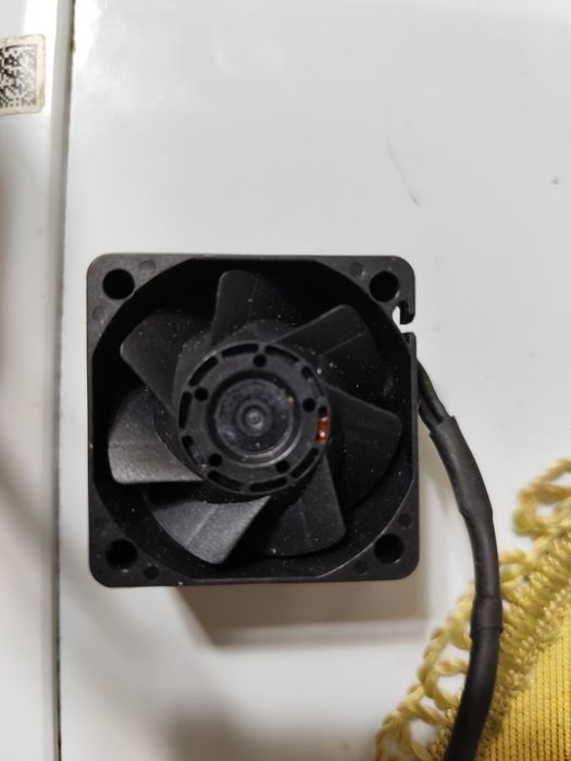 Продаю вентилятор охлаждения