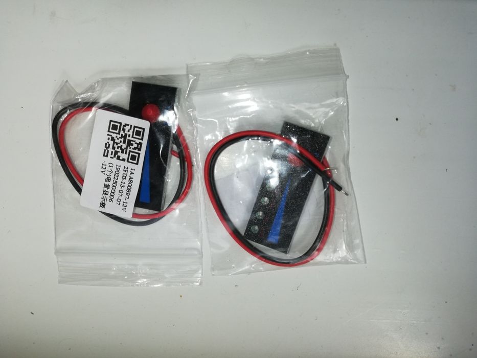 Buzzer Voltmetru Tester Acumulatori 1-8S Lipo/Li-ion//Li-Fe cu alarma