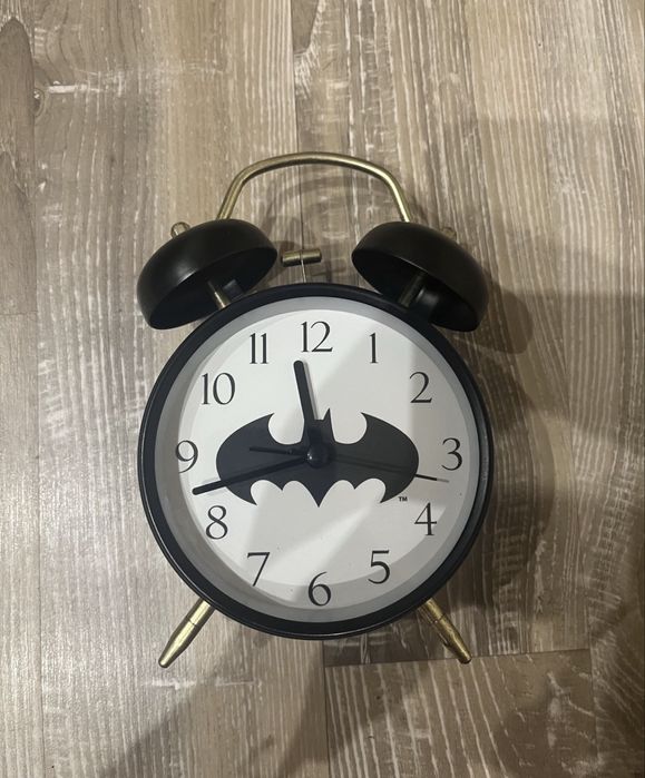 Настолен часовник Batman