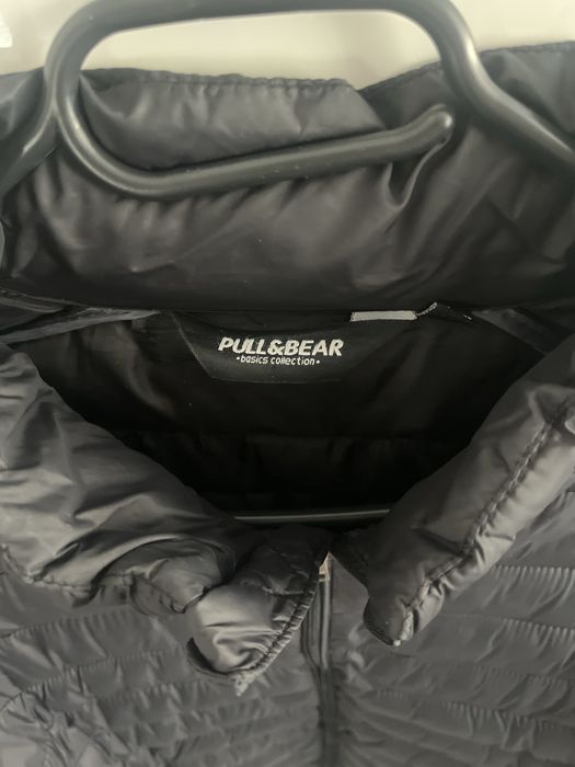 Geaca neagra Pull&bear,marimea S,unisex