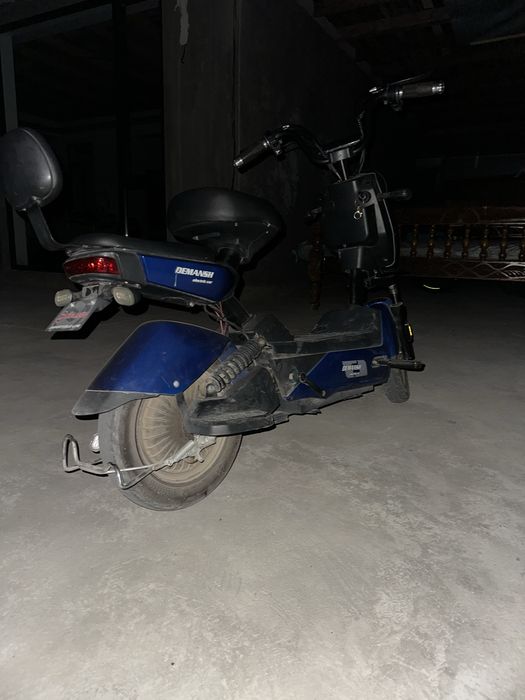 Skuter sotiladi Demansh
