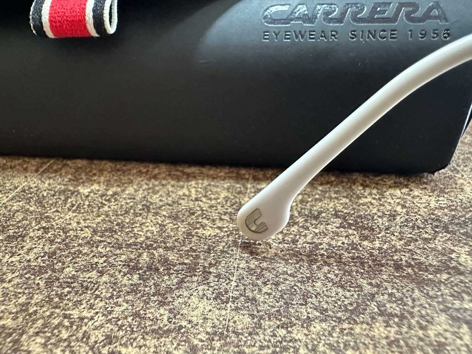 Мъжки слънчеви очила Carrera