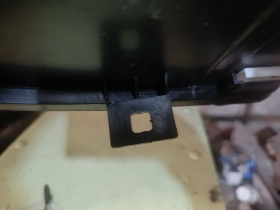 Левая фара приора