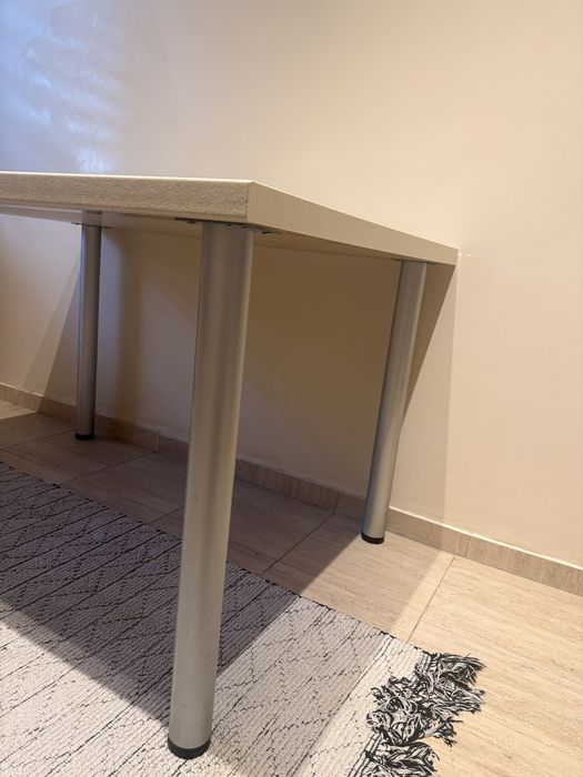 Masa bucatarie,pal, cu picioare metalice detasabile!