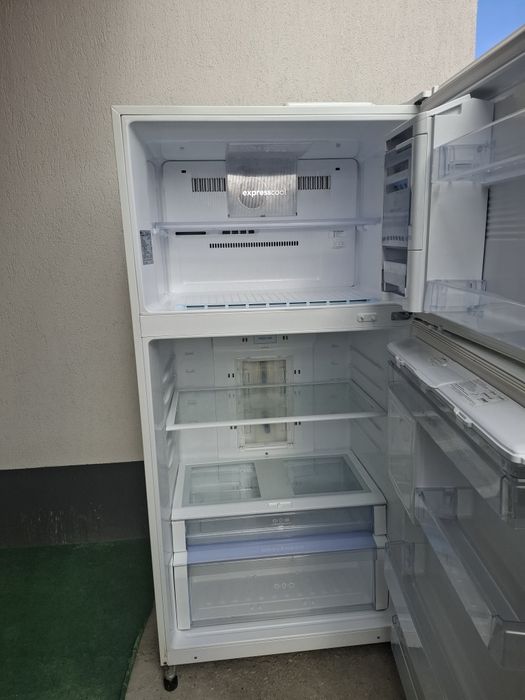 Combina frigorifica Beko  / Arctic.