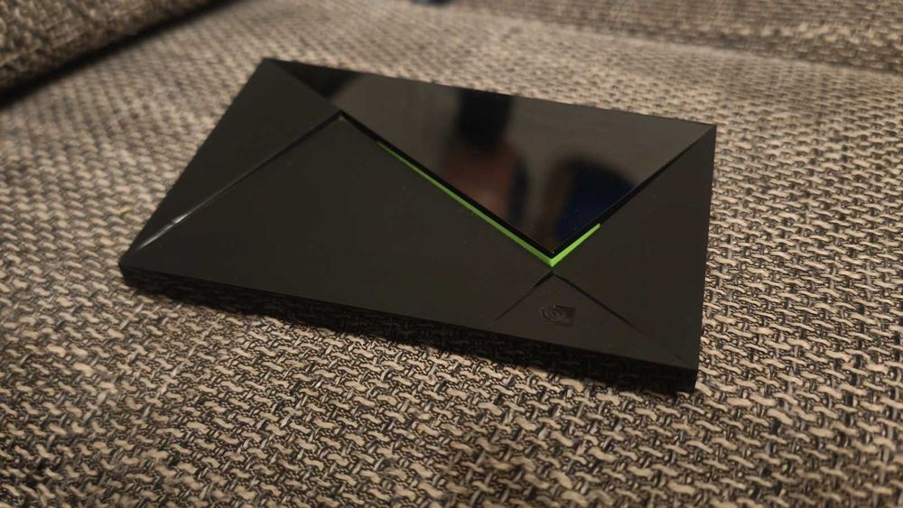 NVIDIA Shield TV Pro - Stare impecabilă, Completă - Garanție