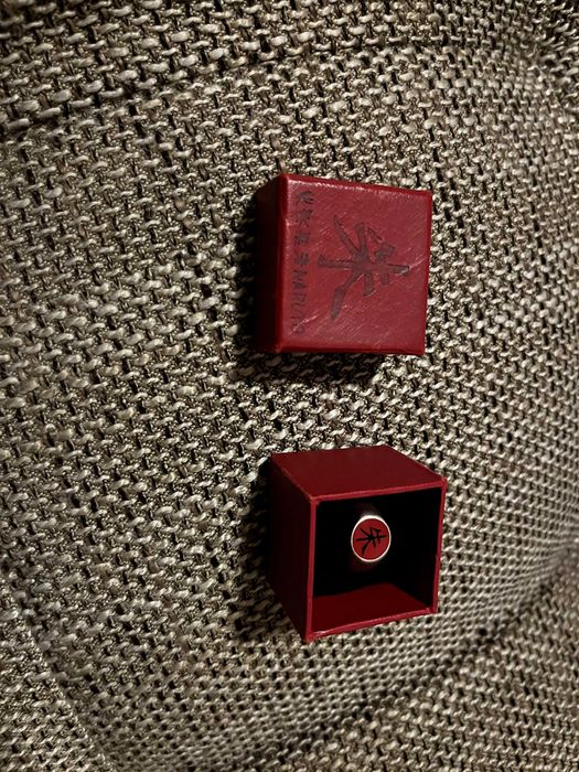 Аниме и рок медальони