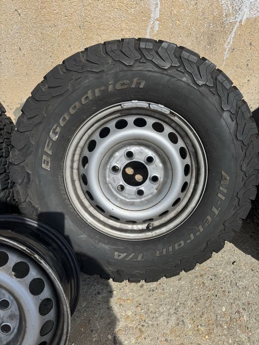 Cauc BF Goodrich All terrain 245/75R16 noi dot 2016 cu jante Sprinter