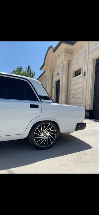 Продается диски с шинами Vossen R16