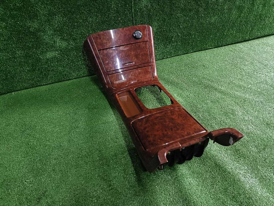 Консоль от Toyota Camry 30 35