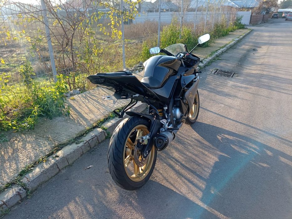 Yamaha yzf r125 A1