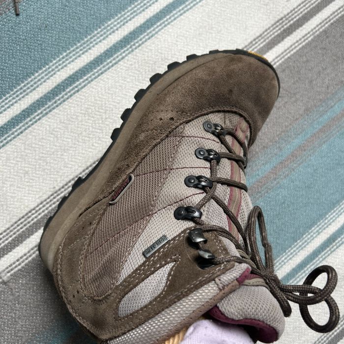 Планински обувки