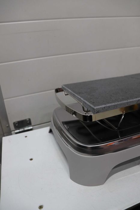 Tefal Raclette Grill Pierrade, 10 тигана, камък, 1350W, лек ДЕФЕКТ