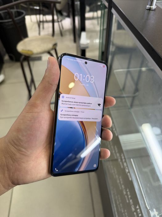 Vivo v50 lite,honor 200